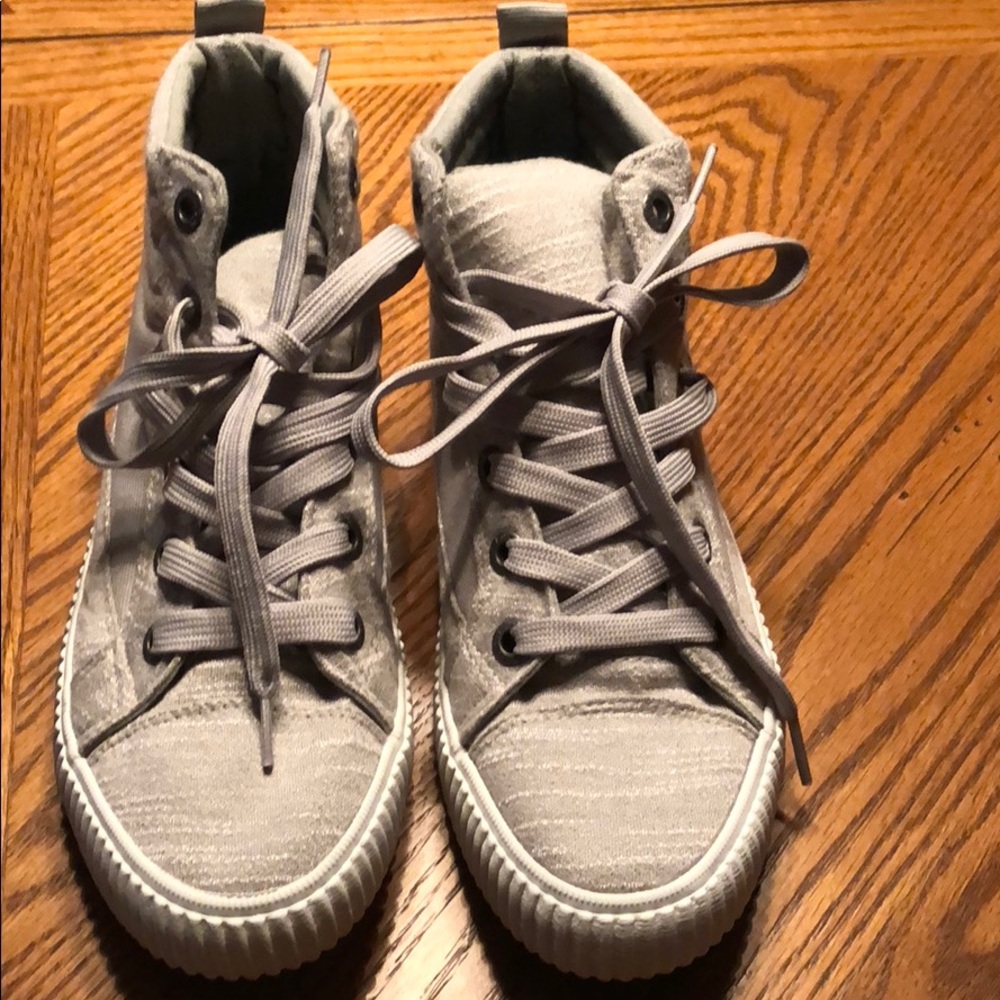 Never worn blowfish shoes from the buckle